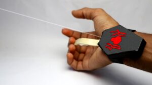 Read more about the article Spiderman web shooters real DIY