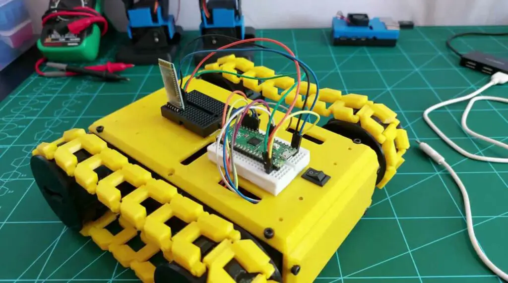 Make Raspberry Pi Pico Robot Car at home
