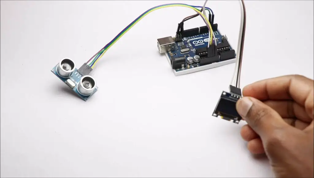 Arduino Water Level Indicator using Ultrasonic sensor circuit assembly