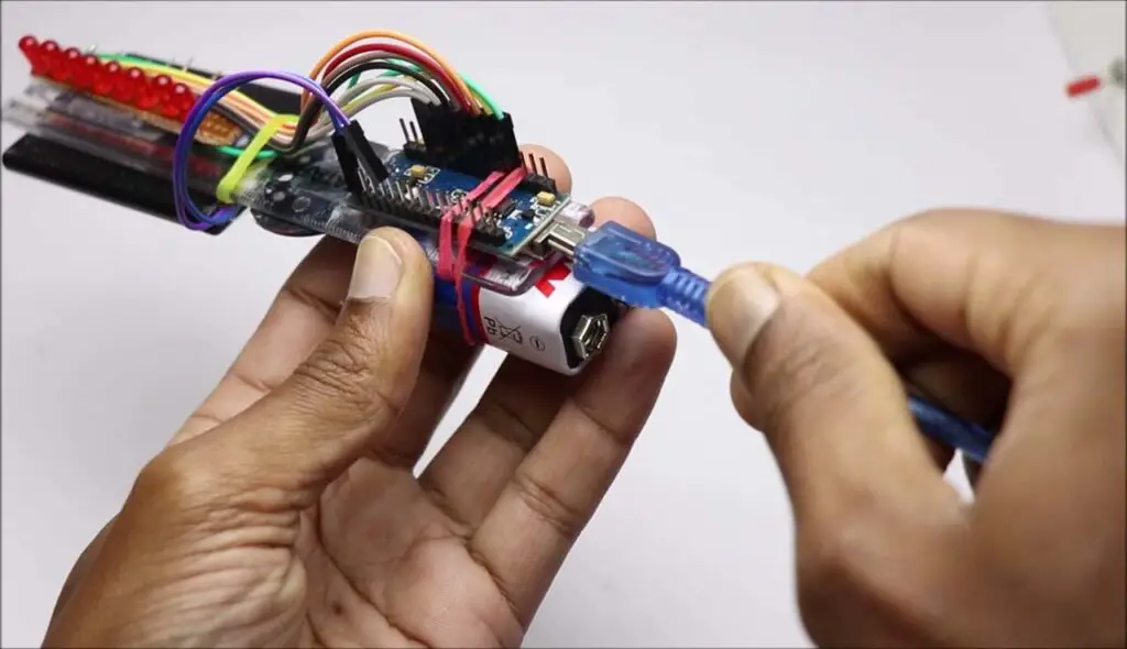how to Make a POV Display using Arduino