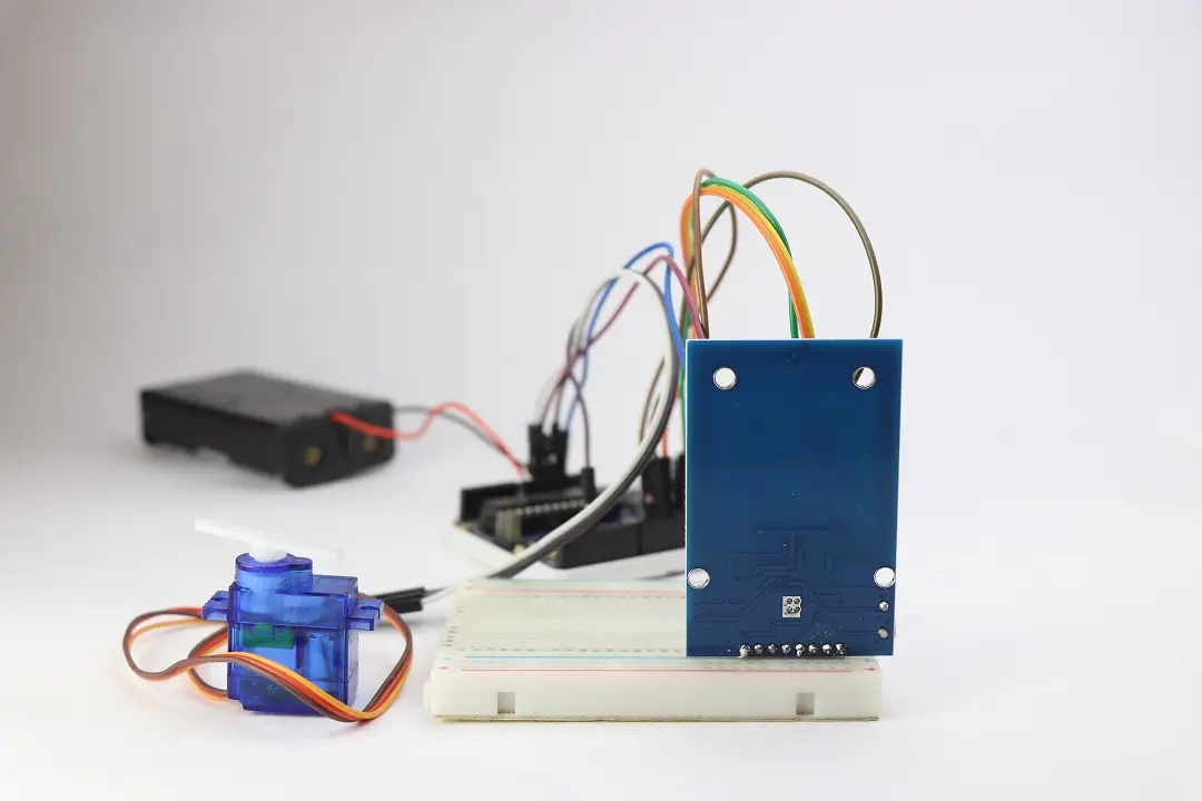 You are currently viewing RFID based door lock system using Arduino